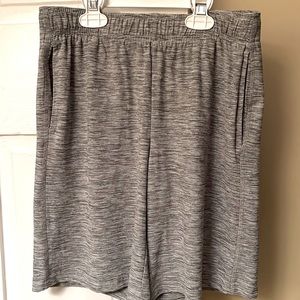 OLD NAVY ACTIVE Boys BREATHE ON Shorts Size L (10/12)